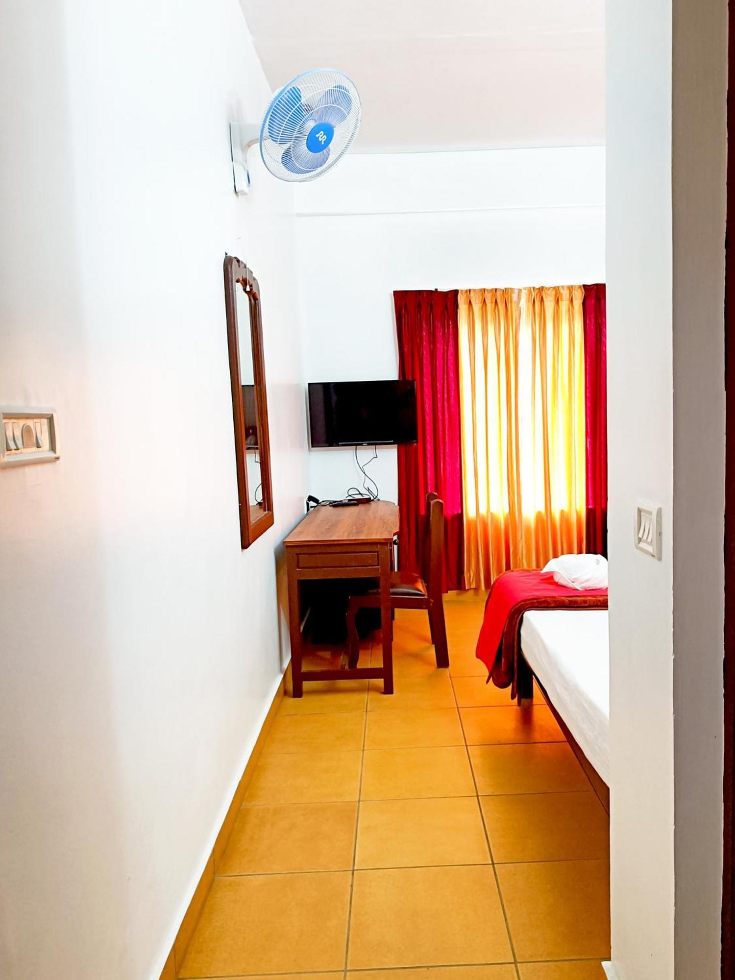 فندق Exotica Holidays Viripara المظهر الخارجي الصورة